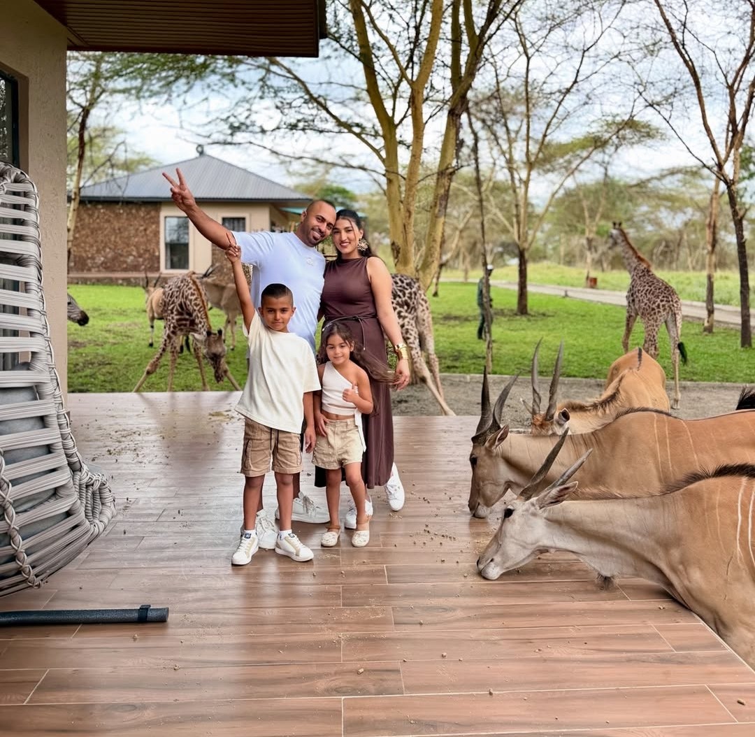 Tanzania bush to beach safari combining Serengeti, Ngorongoro and Zanzibar